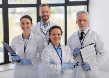 Día del Trabajador en Salud: respaldo que sostiene a quienes cuidan la vida