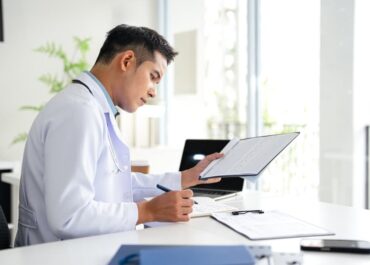 Eventos críticos o quejas del paciente: así puedes elaborar tu informe de atención