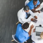 investigación sobre Equilibrio Vida-Trabajo en personal de salud en Colombia